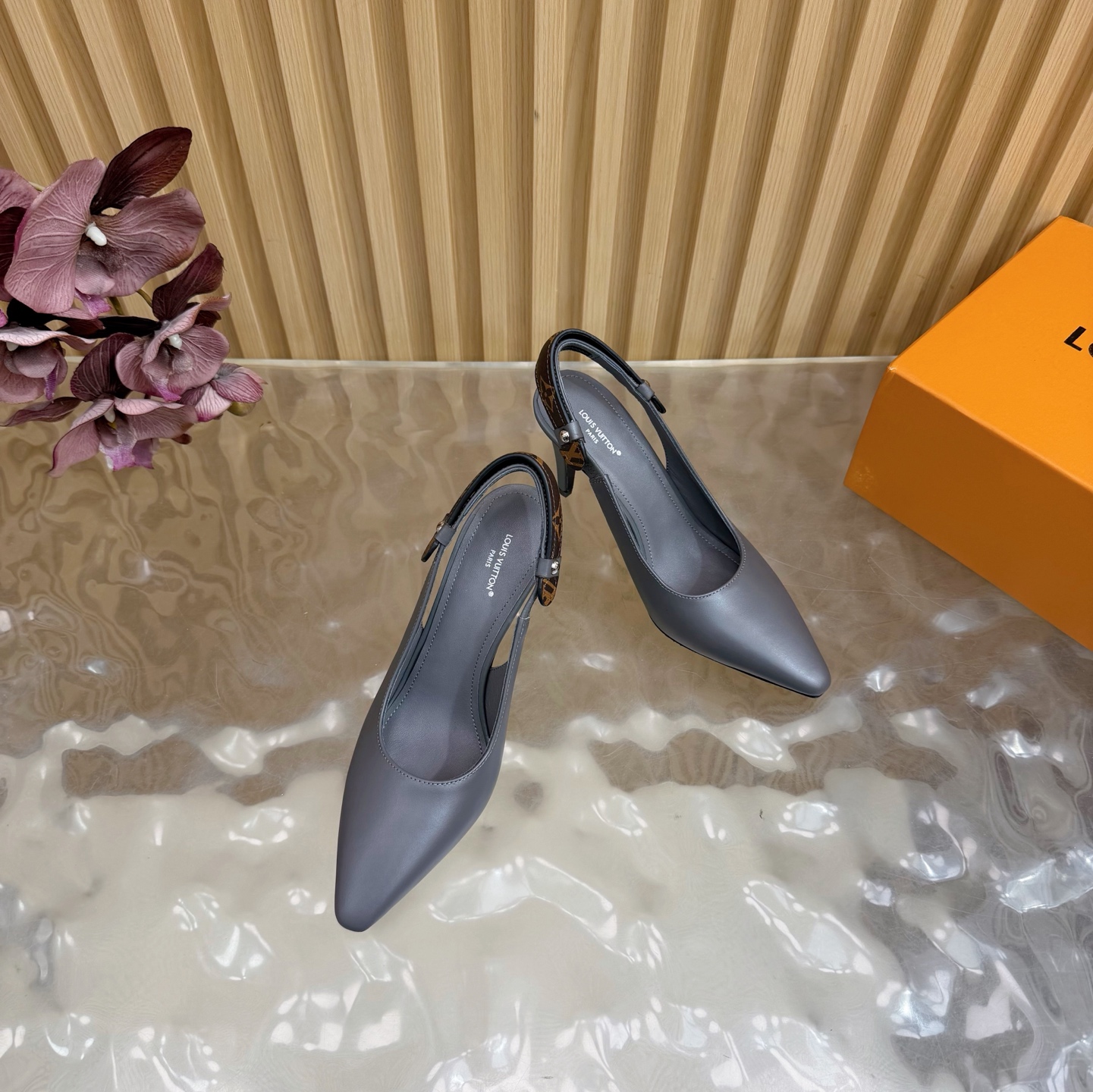 Women's high heels
